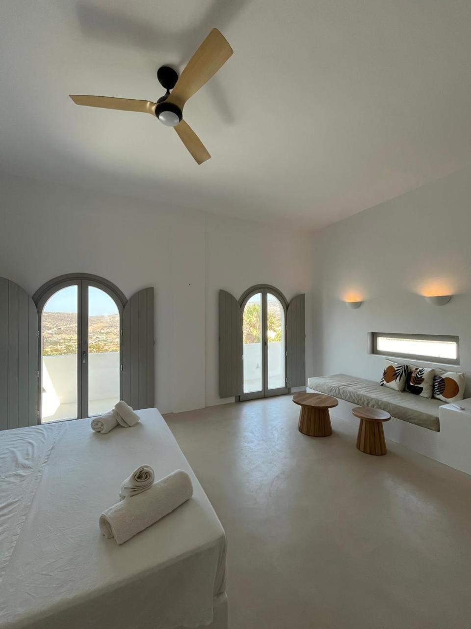 Ios Alcyon Blue Suites Buitenkant foto